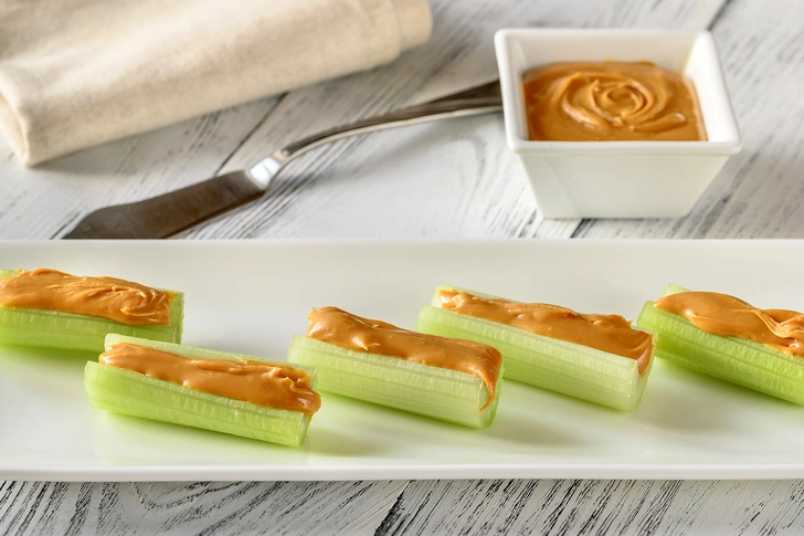 Celery Sticks With Peanut Butter Celery Sticks With Peanut Butter