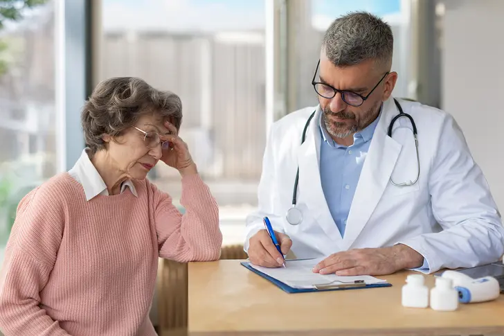 Living with Geographic Atrophy Living with Geographic Atrophy