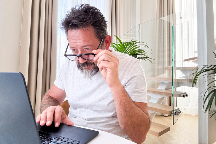 Adapting to Vision Loss Adapting to Vision Loss