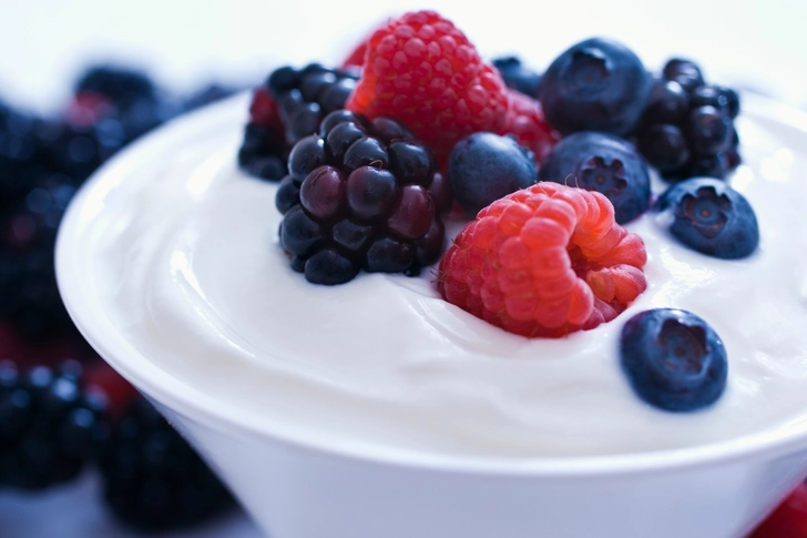 Yogurt With Berries: Protein-Rich Breakfast Yogurt With Berries: Protein-Rich Breakfast