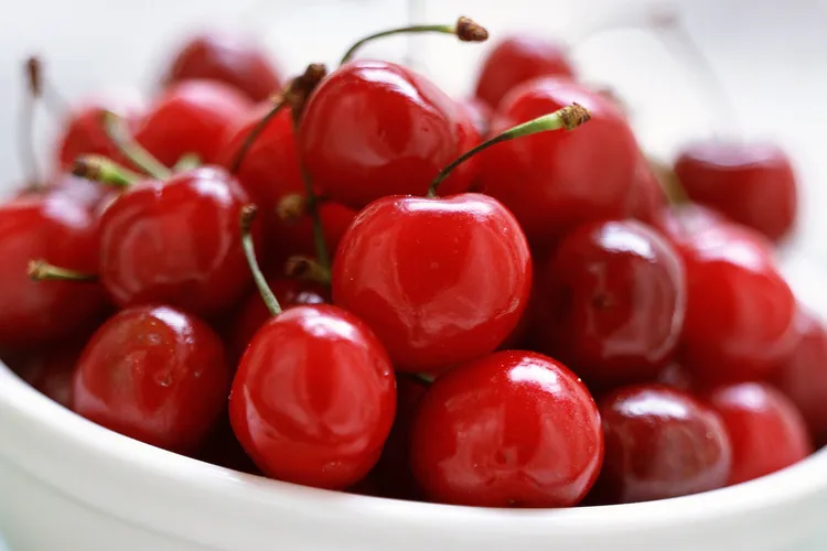 photo of bowl of cherries