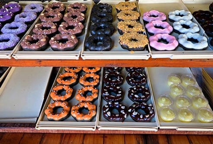 Eat Too Sweet