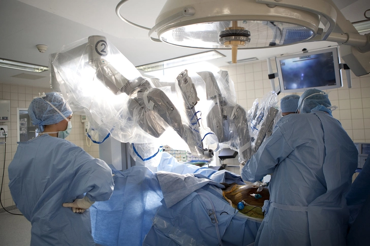 Robot-Assisted Radical Prostatectomy Robot-Assisted Radical Prostatectomy
