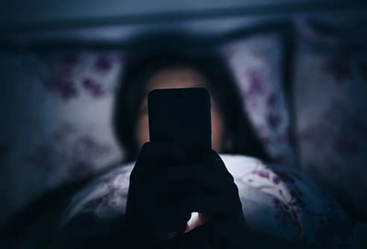 Digital Sleep Thieves