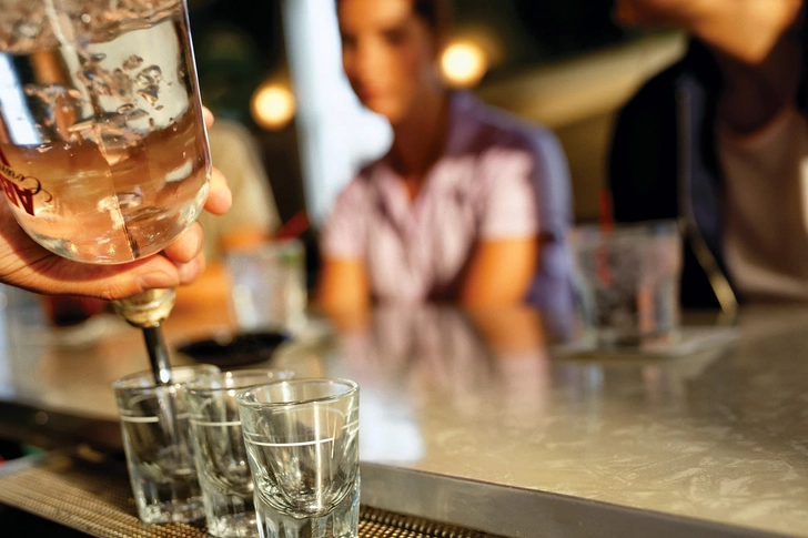 You Mix Medicine and Alcohol You Mix Medicine and Alcohol