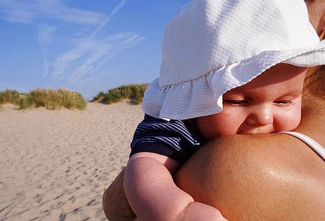Look Out for Infant Sunburn Look Out for Infant Sunburn