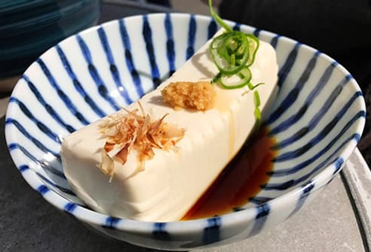 Food That Helps: Tofu Food That Helps: Tofu