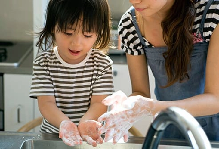 Don’t: Use Hand Sanitizers
