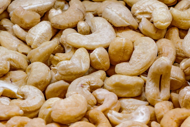 Raw Cashews