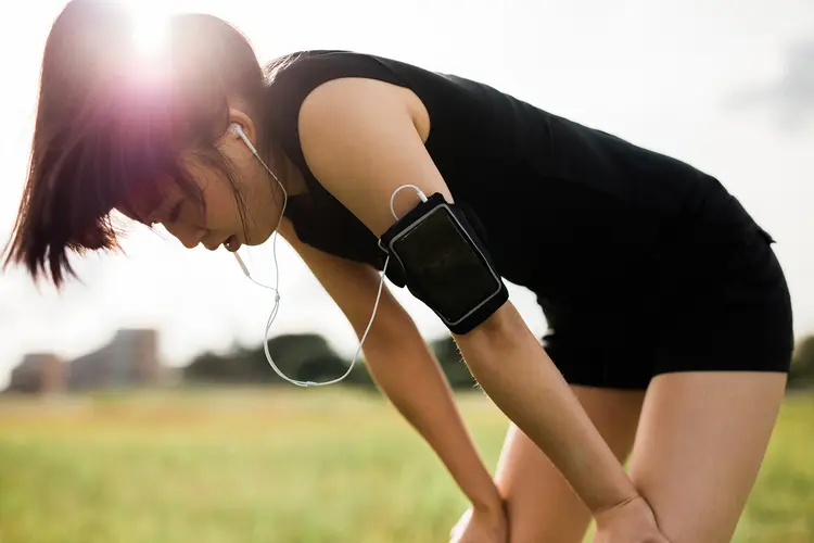 1800ss_thinkstock_rf_young_woman_exhausted_after_r