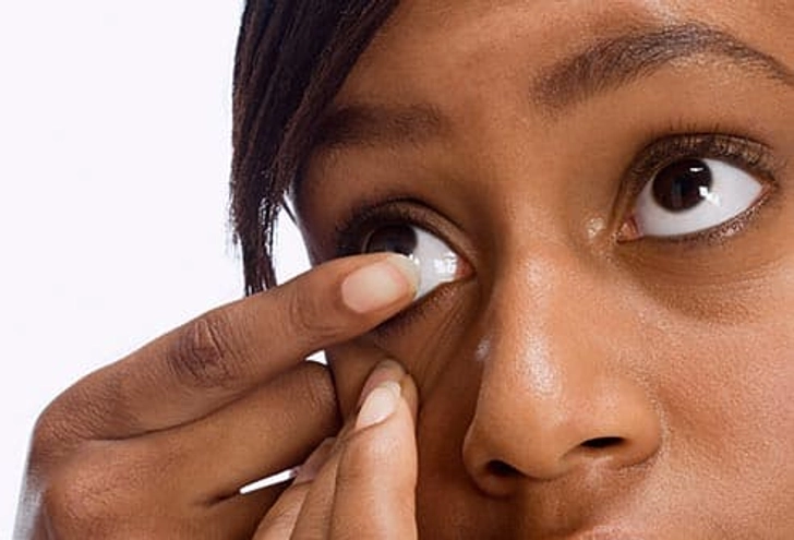 Removing Your Lenses Removing Your Lenses