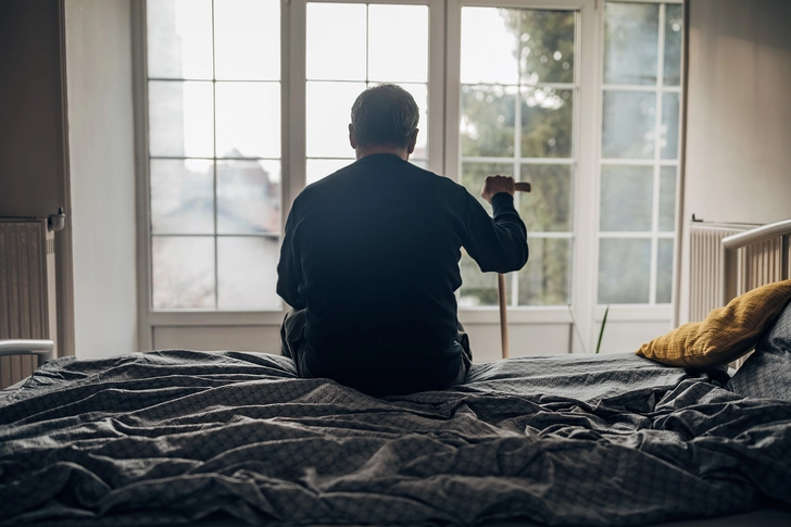 Aging, Eczema, and Social Isolation Aging, Eczema, and Social Isolation