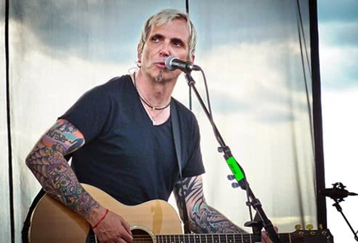 Art Alexakis