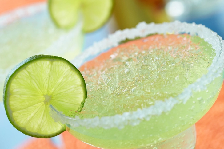 Hard Seltzer vs. Cocktails