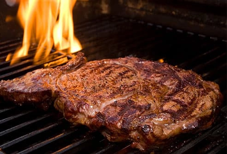 High-Fat Meats on the Barbecue
