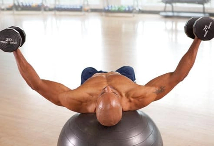 Abs and Pecs: Dumbbell Fly Abs and Pecs: Dumbbell Fly