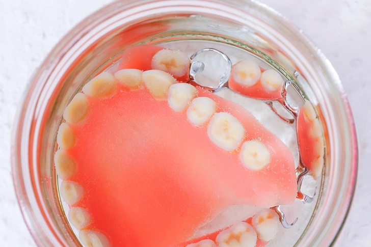 Freshen Dentures