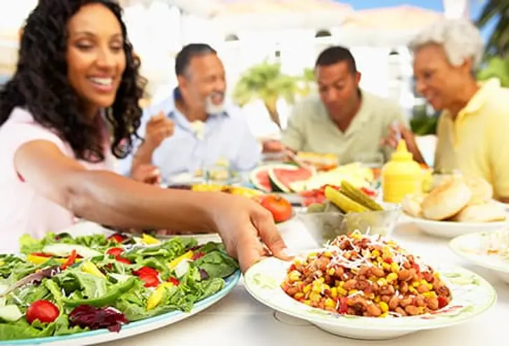 Diet Plays a Role Diet Plays a Role