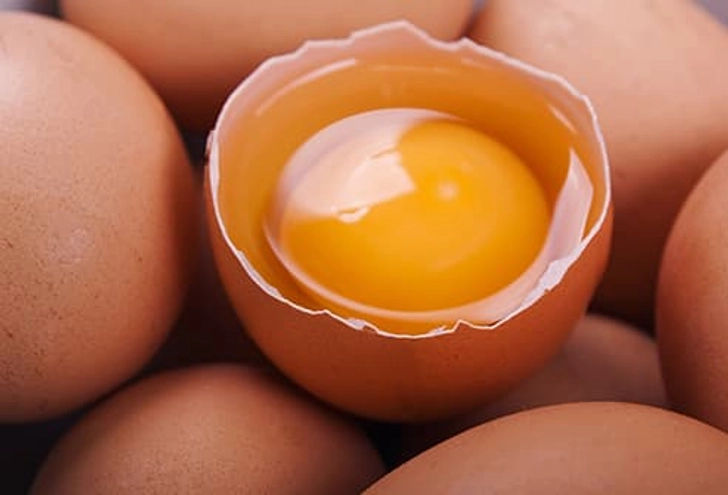 Eggs Eggs