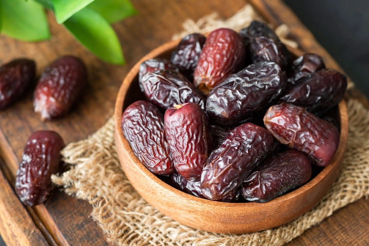 Dates Dates
