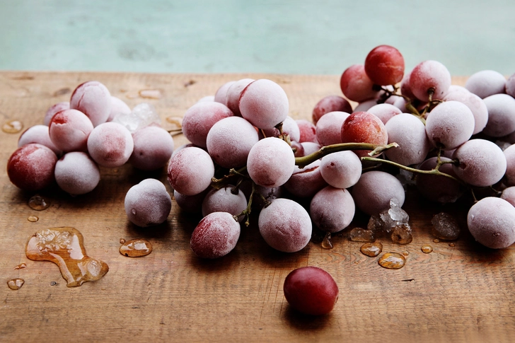 Frozen Grapes Frozen Grapes