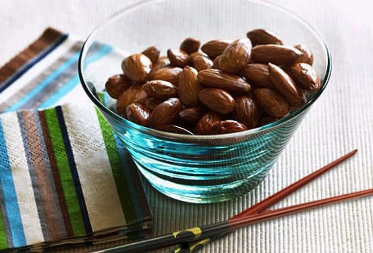 Tamari Almonds