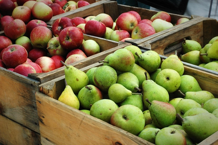 Enjoy These Low-Sulfur Fruits