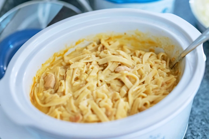 Myth: It’s OK to Reheat Leftovers in a Slow Cooker
