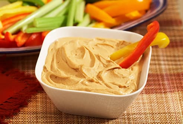 Hummus and Red Bell Pepper Wedges Hummus and Red Bell Pepper Wedges
