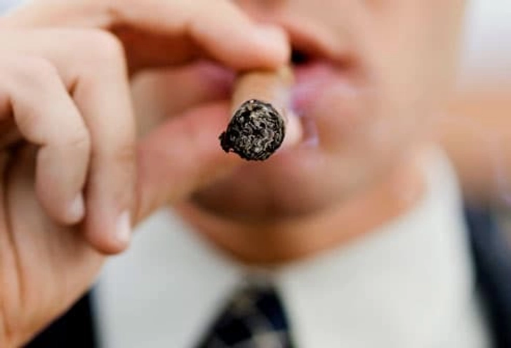 Myth: Pipes and Cigars Aren’t a Problem