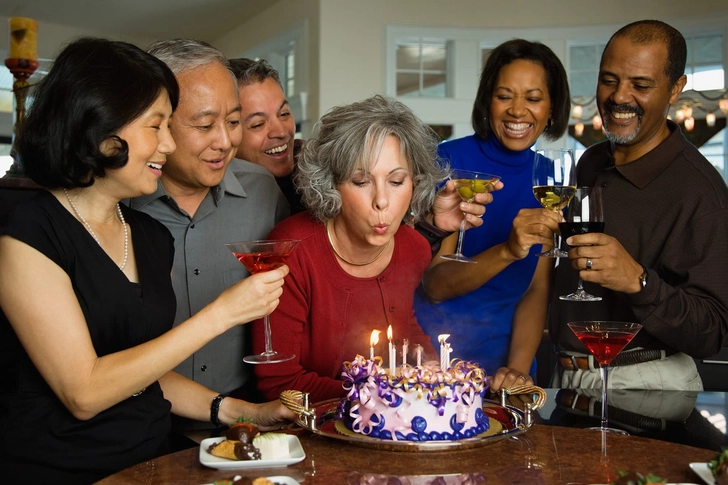It only affects older people.