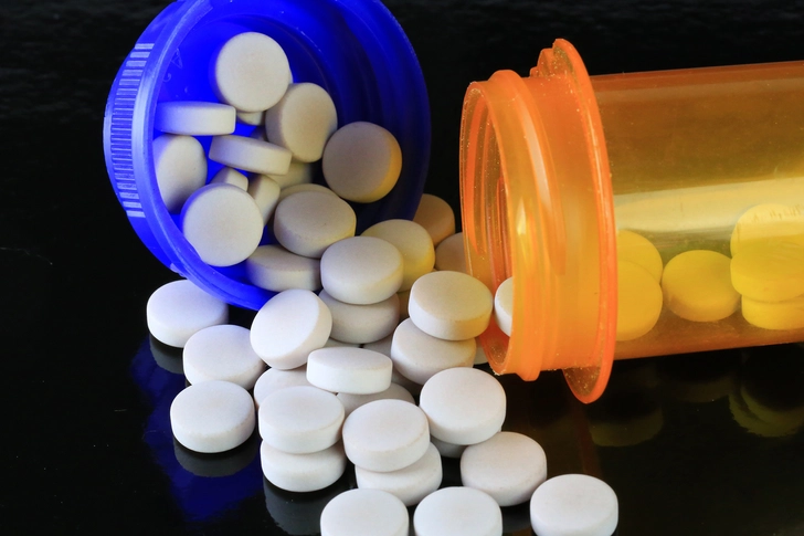 Myth #4: You Can Eat What You Want if You’re Taking Cholesterol Meds Myth #4: You Can Eat What You Want if You’re Taking Cholesterol Meds