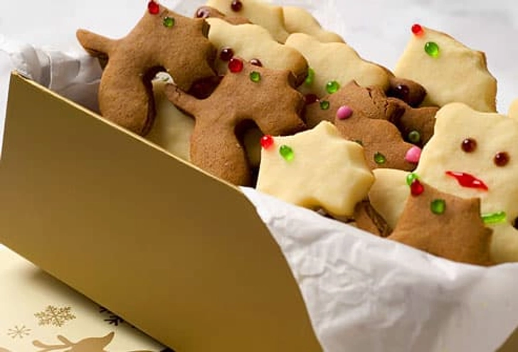 Naughty: Cakes and Cookies