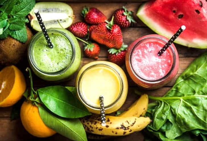 Yogurt, Fruit, and Veggie Smoothie