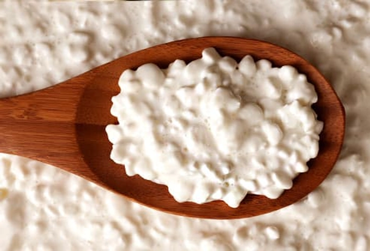 Open-Faced Sandwich With Cottage Cheese