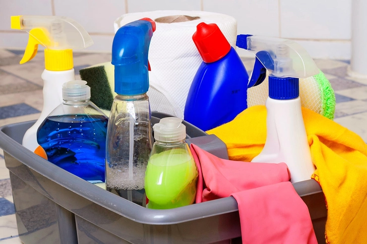 Bathroom Cleaning Supplies