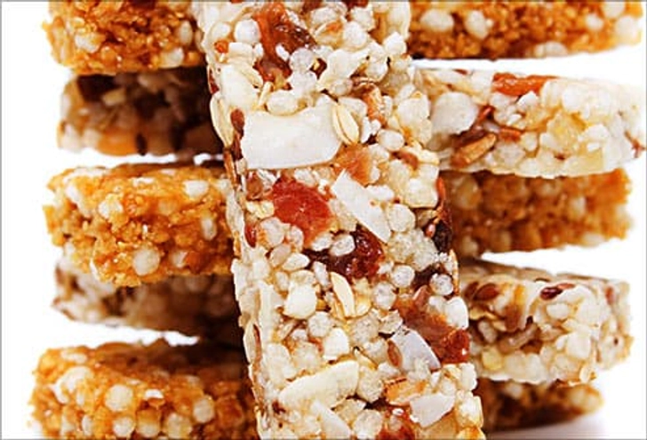Protein Bar and Fruit