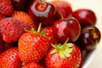 Eat More: Fruit Eat More: Fruit