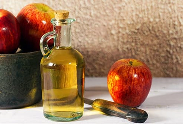 Myth: Apple Cider Vinegar Cuts Pain Myth: Apple Cider Vinegar Cuts Pain