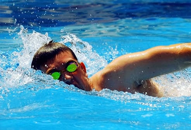 Swimming Swimming