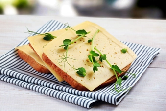 Indulge Your Carb Craving (a Little Bit) Indulge Your Carb Craving (a Little Bit)