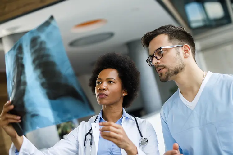 can you sue a tobacco company for lung cancer Lung cancer in non-smokers. What causes lung cancer besides smoking?