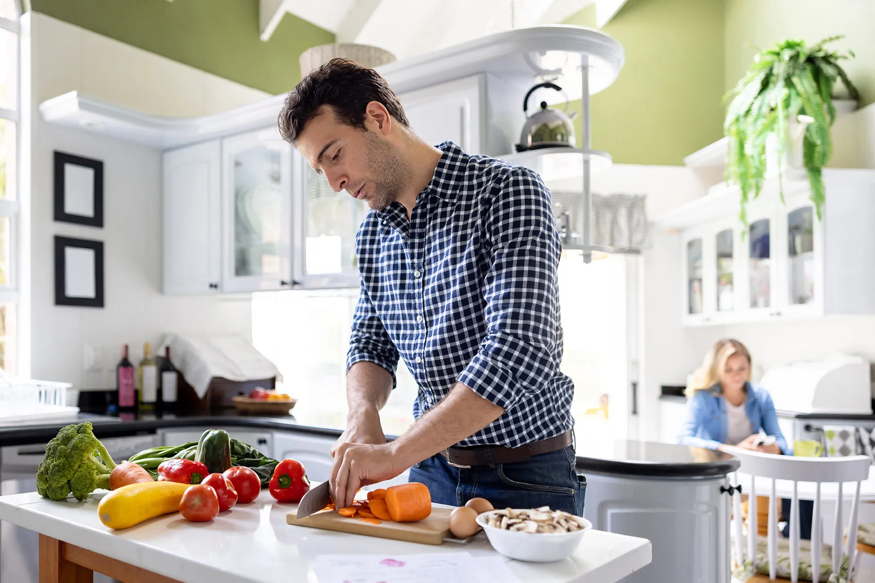 Tips for Eating Healthy With Crohn’s
