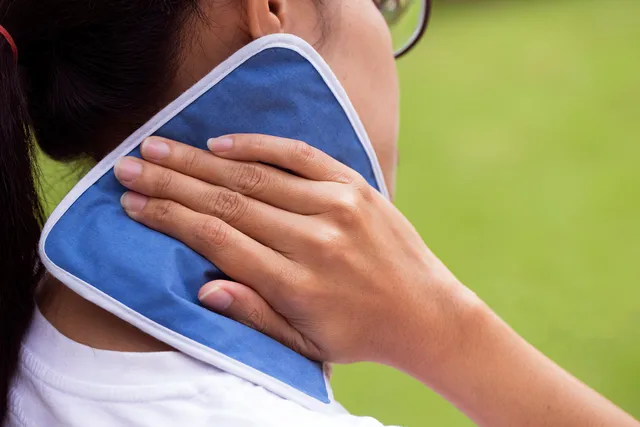 When Should I Use Heat or Ice for Pain?