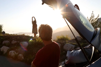 Make Car Travel Relaxed and Comfortable Make Car Travel Relaxed and Comfortable