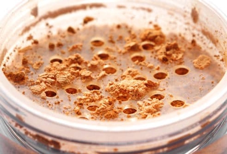 Is Mineral Makeup Better?