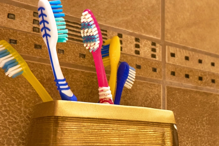 Toothbrush Toothbrush