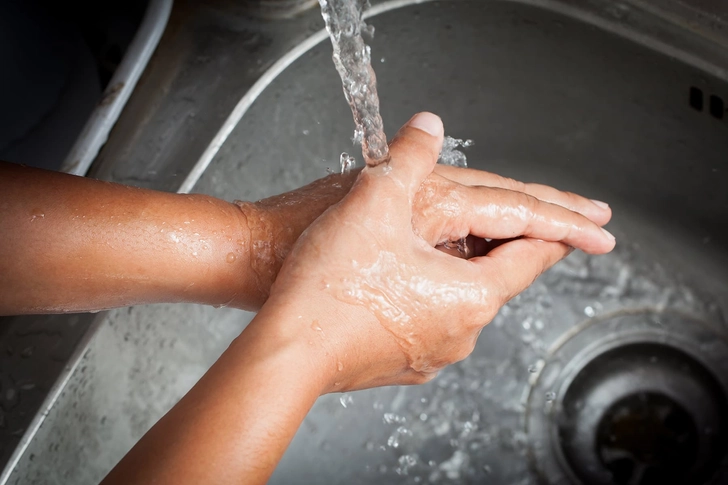Avoid Harsh Soaps Avoid Harsh Soaps