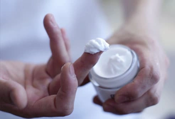 Choose a Winter Moisturizer Choose a Winter Moisturizer