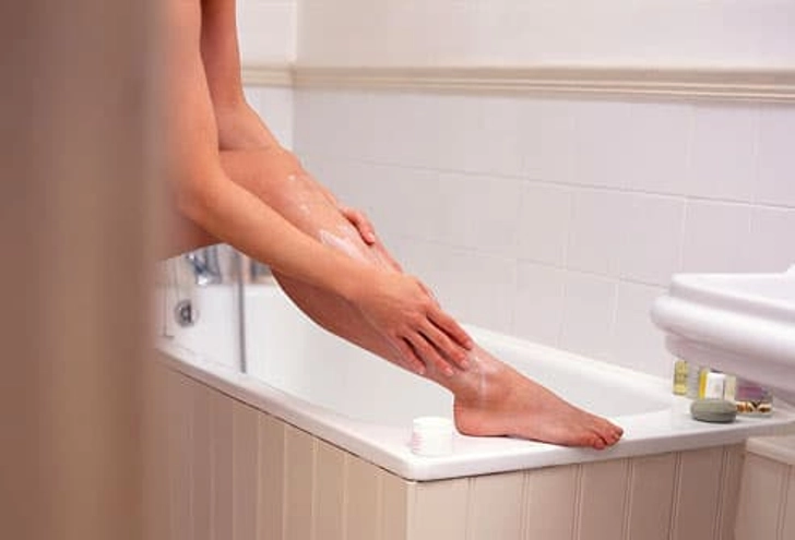 Lock In Moisture After Your Bath Lock In Moisture After Your Bath